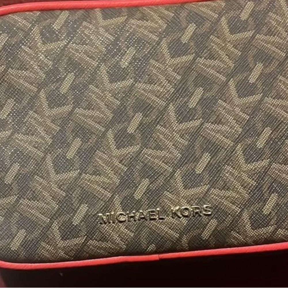 Micheal Kors FannyPack